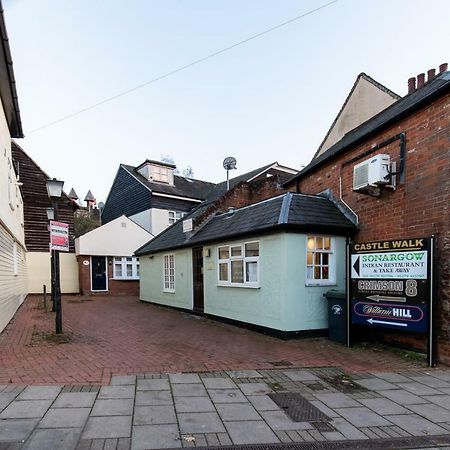 Spacious 2Br Flat In Stansted Apartment Stansted Mountfitchet Exterior photo